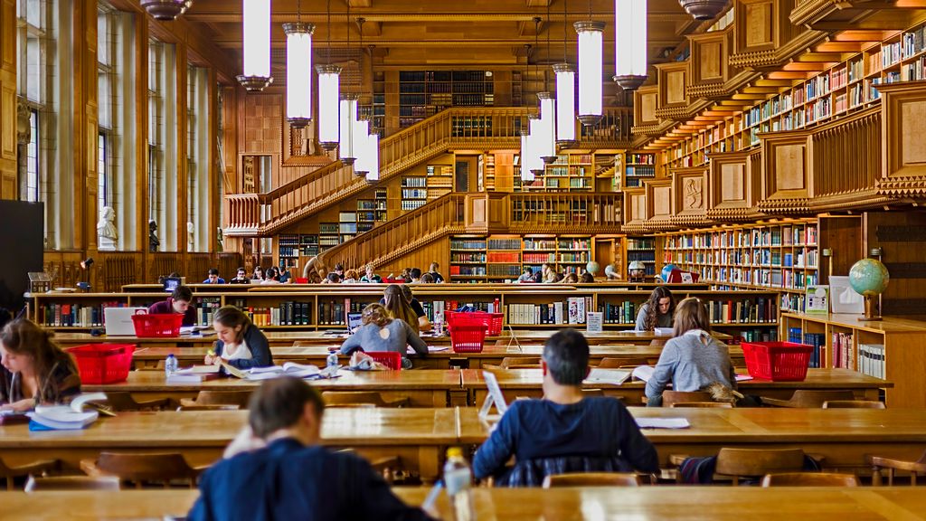 Understanding University Accreditation and its Importance